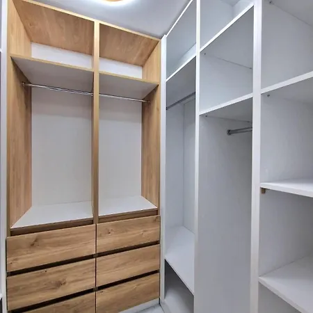 Sweet 9 Apartment *